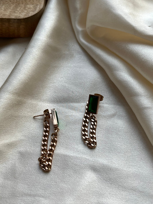 Stud Chain (Earring)