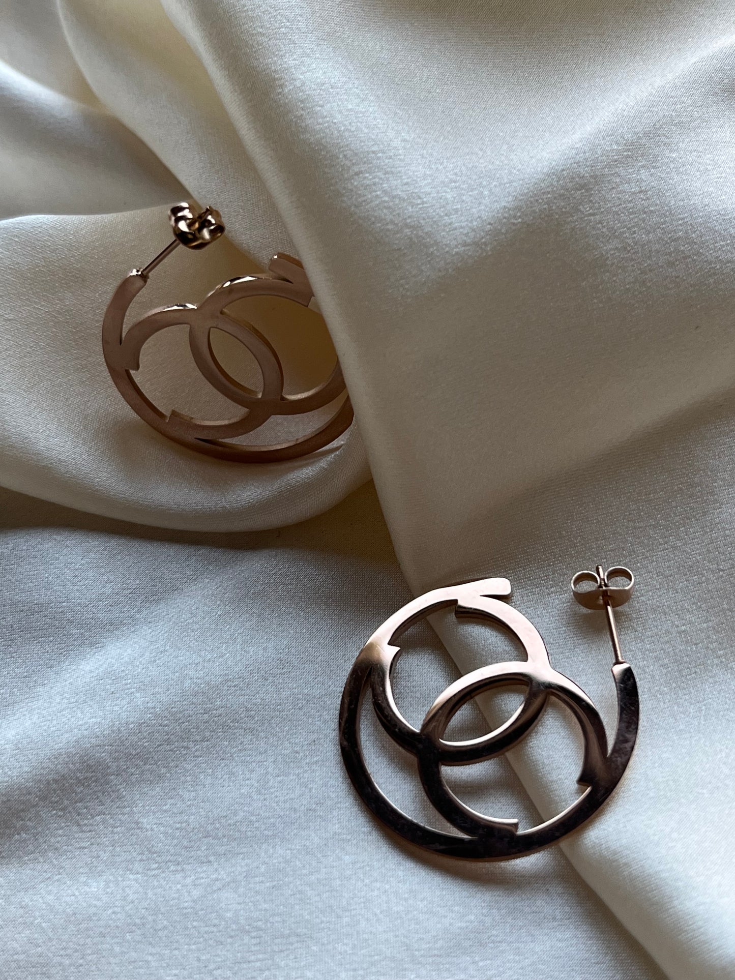 Channel Hoops